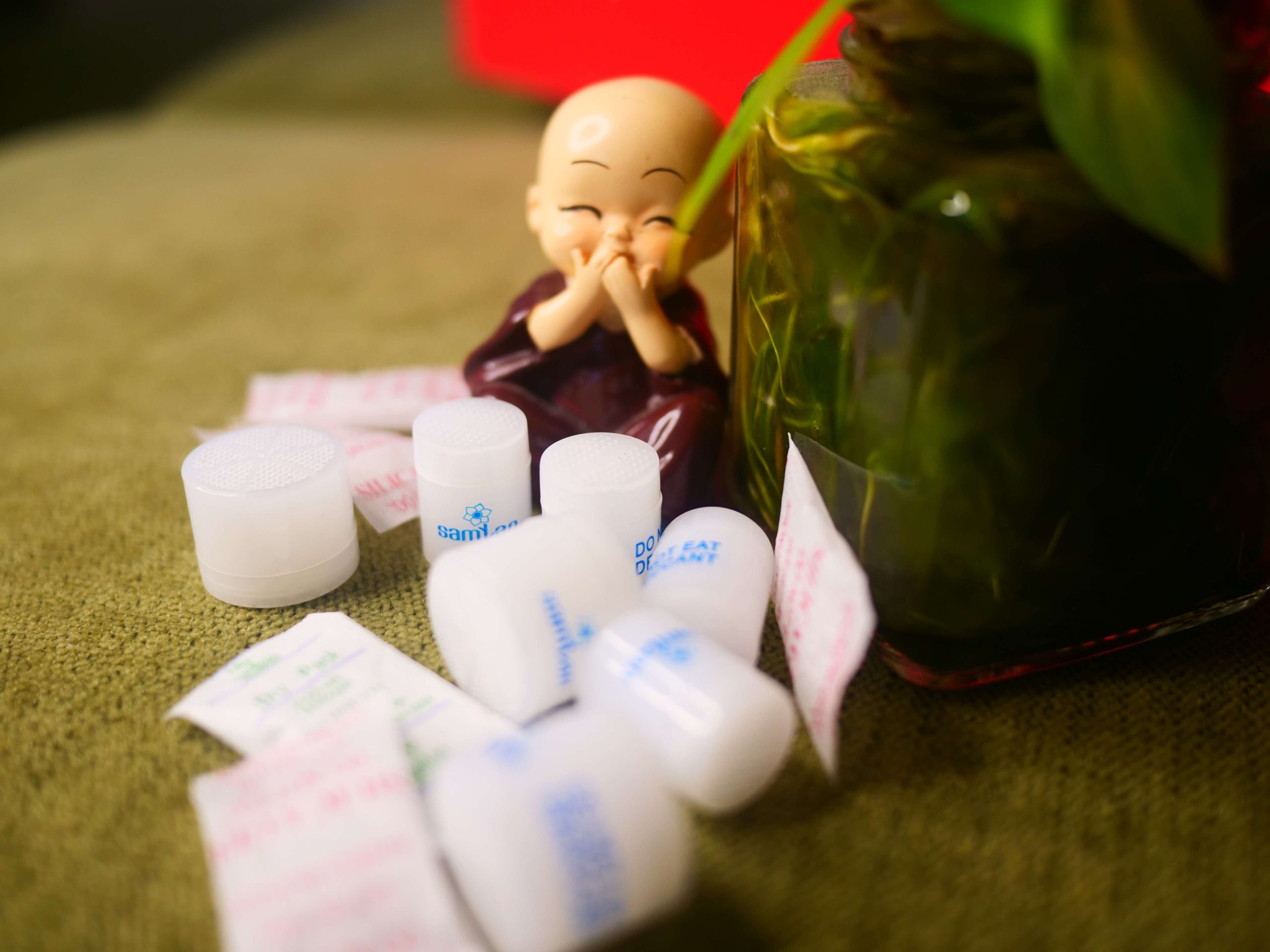 silica gel packets from Viet Nam