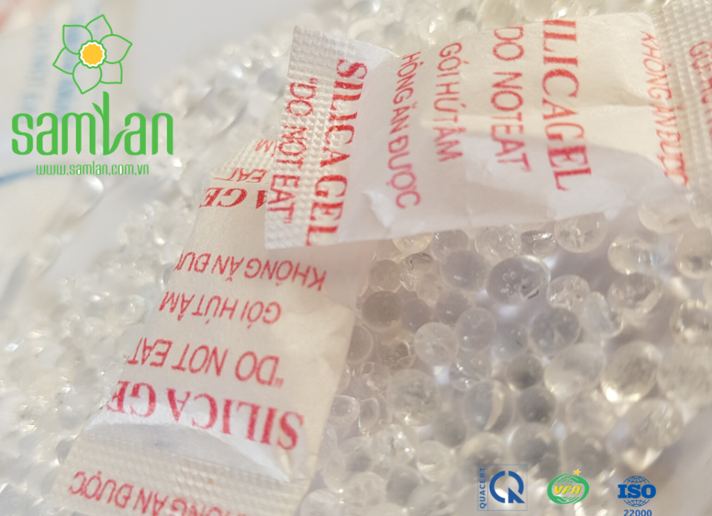 Desiccant silica gel packets