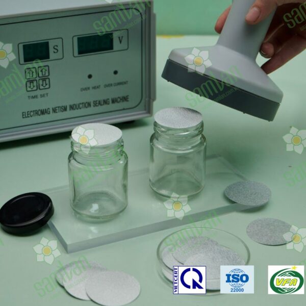 Induction cap sealing for glass bottle